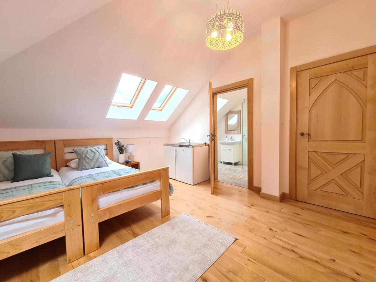 Gosciniec Ilzanka Bed and Breakfast Buitenkant foto