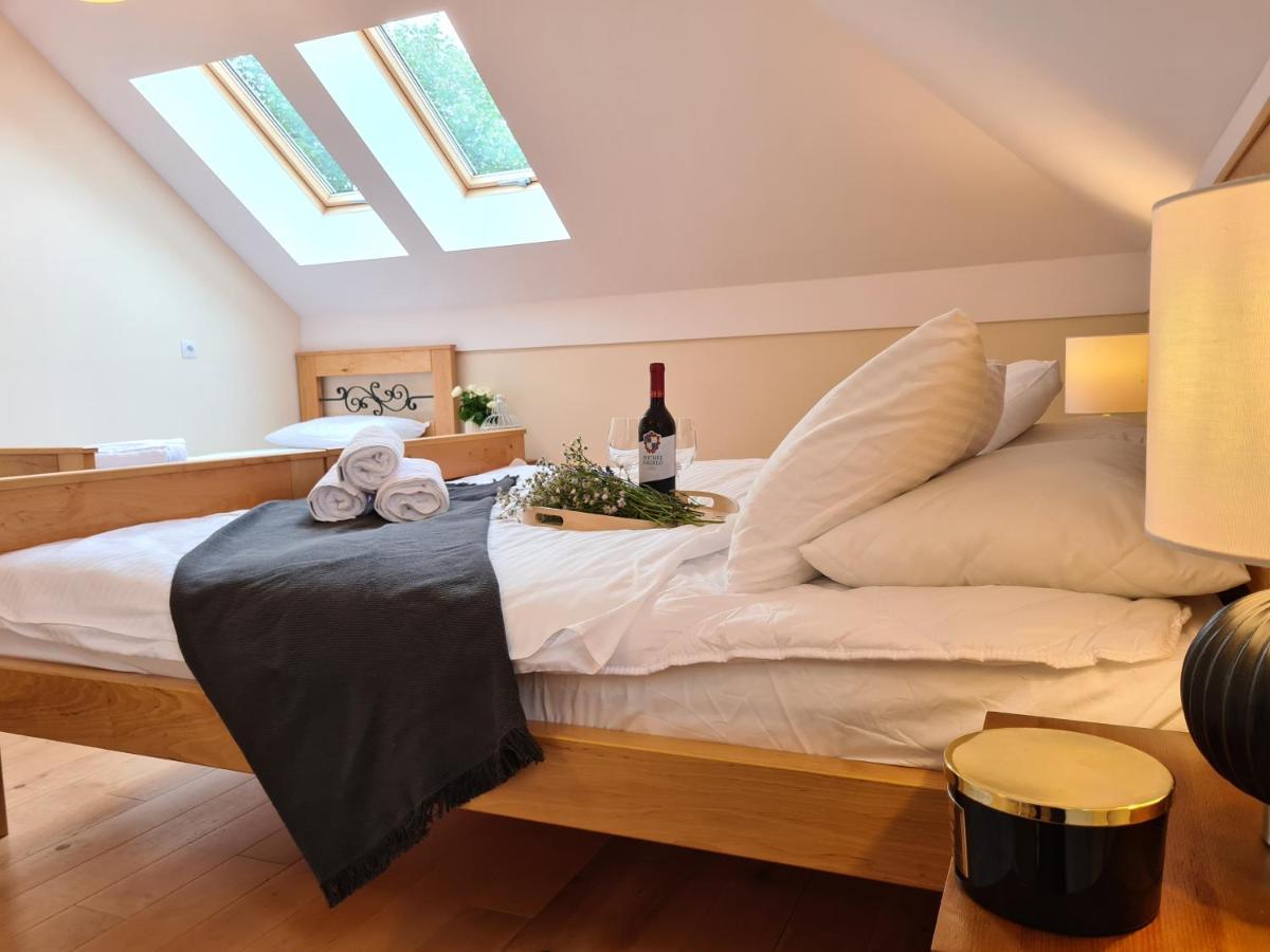 Gosciniec Ilzanka Bed and Breakfast Buitenkant foto