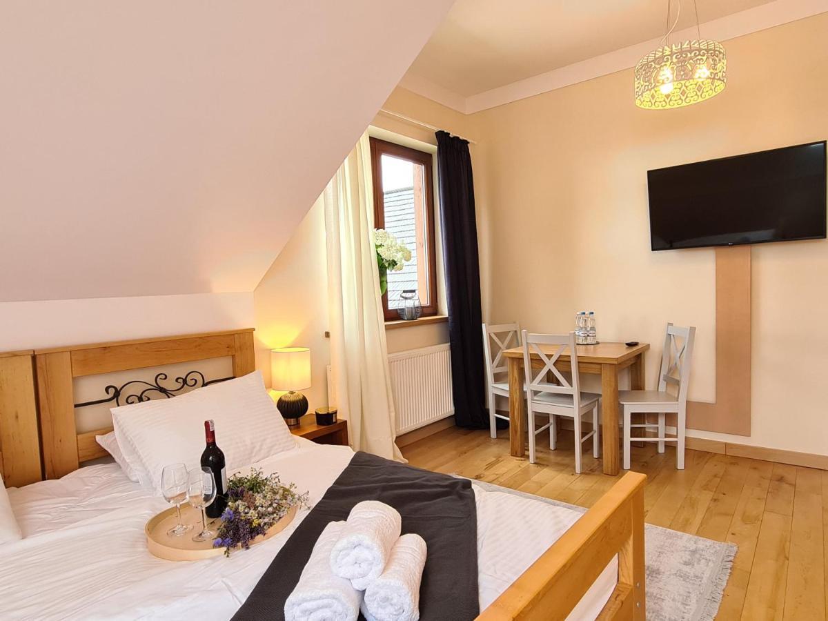 Gosciniec Ilzanka Bed and Breakfast Buitenkant foto